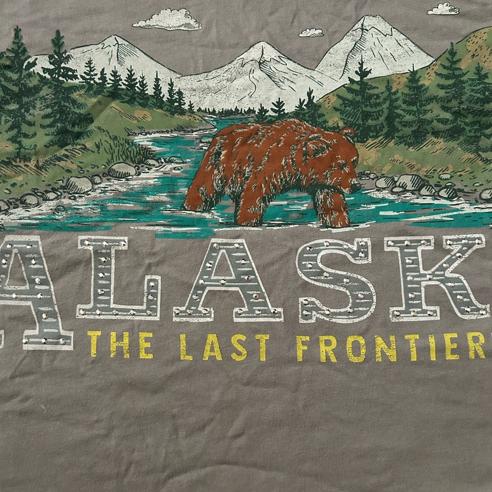 Alaska last frontier cropped tee